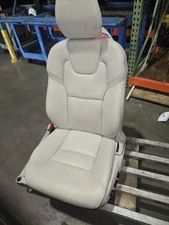 Driver Front Seat  Leather Electric Fits 18-24 VOLVO XC60 913087