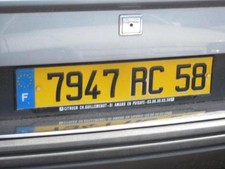 Feu avant (phare) Renault R25