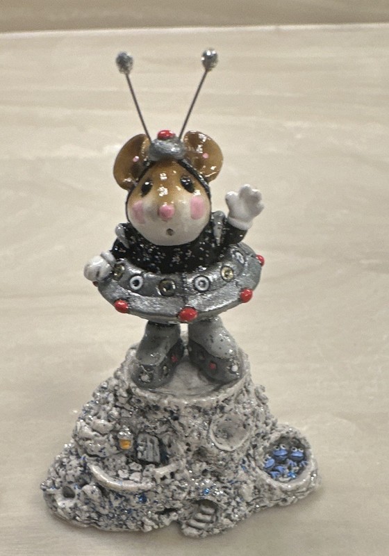 Wee Forest Folk EV2003  Space UFO in silver and black