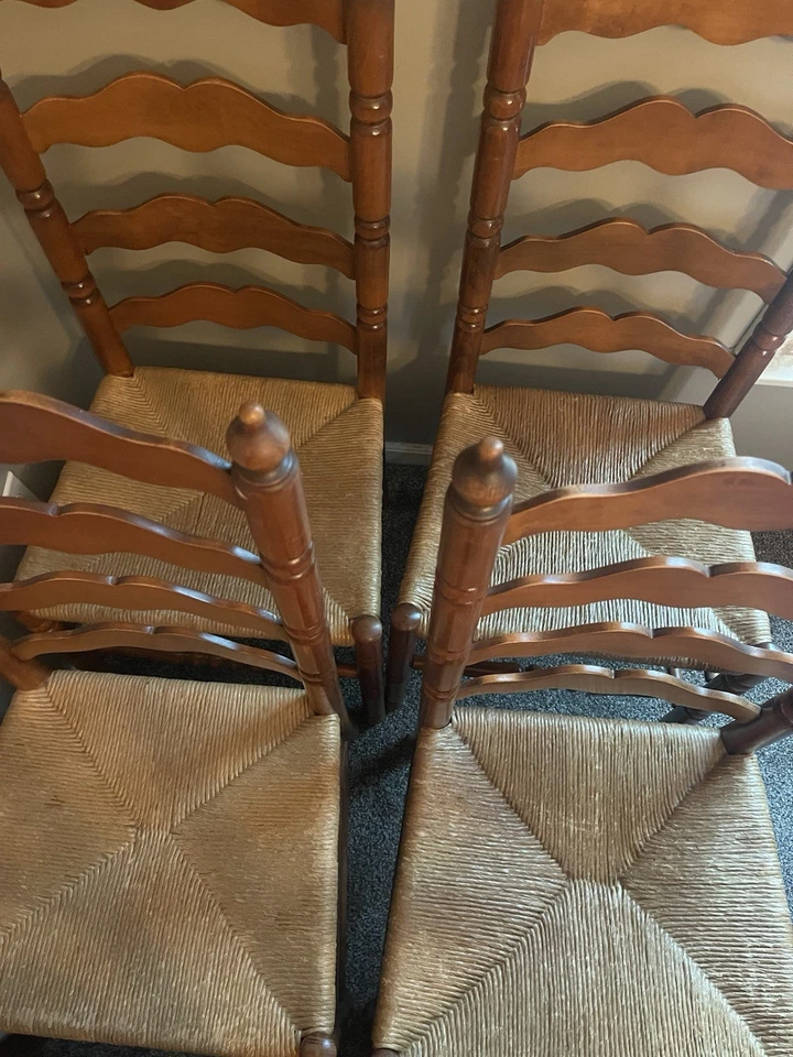 Silla con respaldo de escalera Tell City Pattern 2312 #48 acabado Andover (6 sillas) Foto 4 de 4