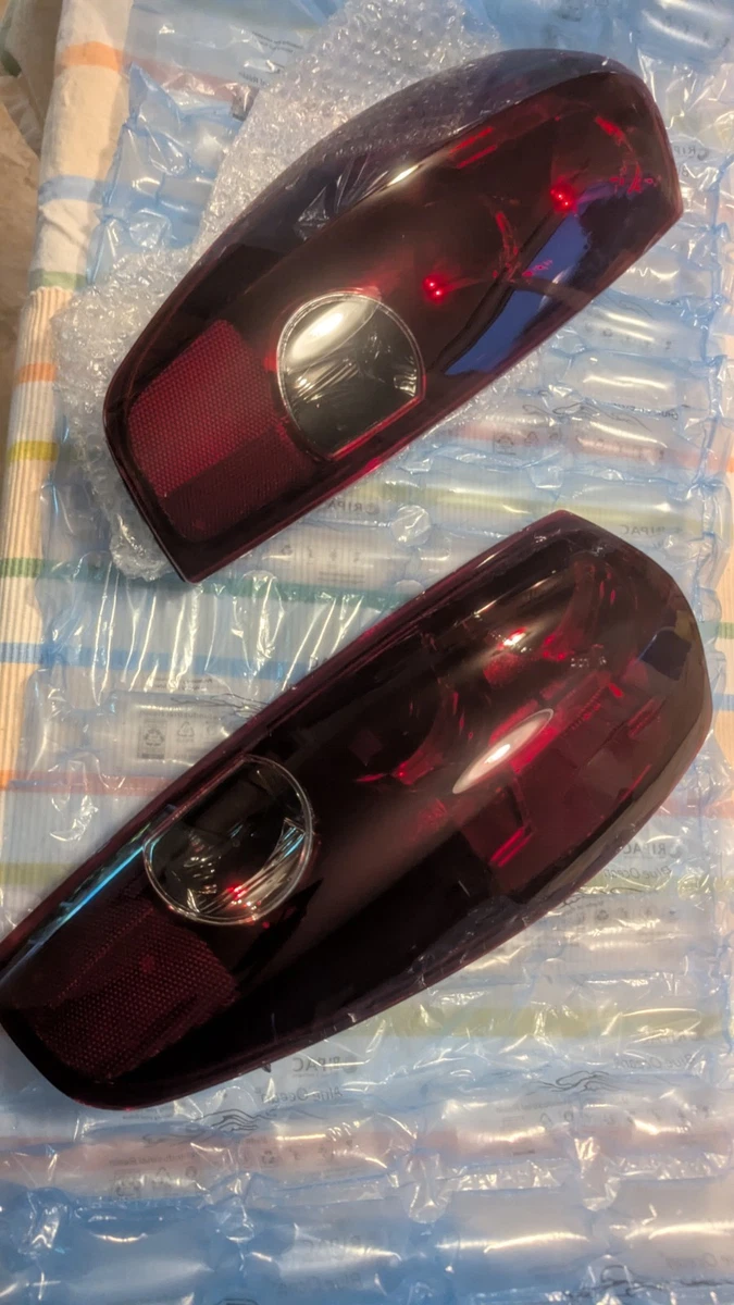 シボレー GMC コロラド キャニオン 純正テール Genuine OEM Tail Lights for GMC Canyon for sale | eBay