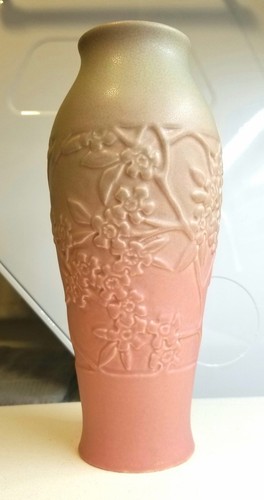 Rookwood pottery production vase, 1922, exc condition, 10.5" tall, no crazing