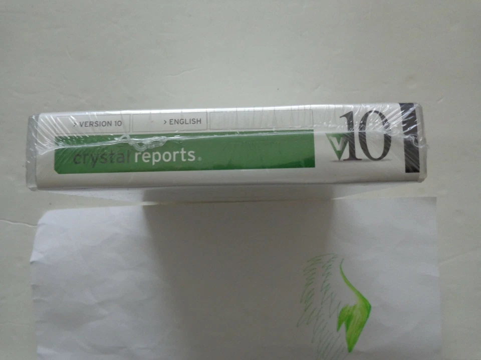 Crystal Reports 10, Professional Full Product - Image 4 of 4