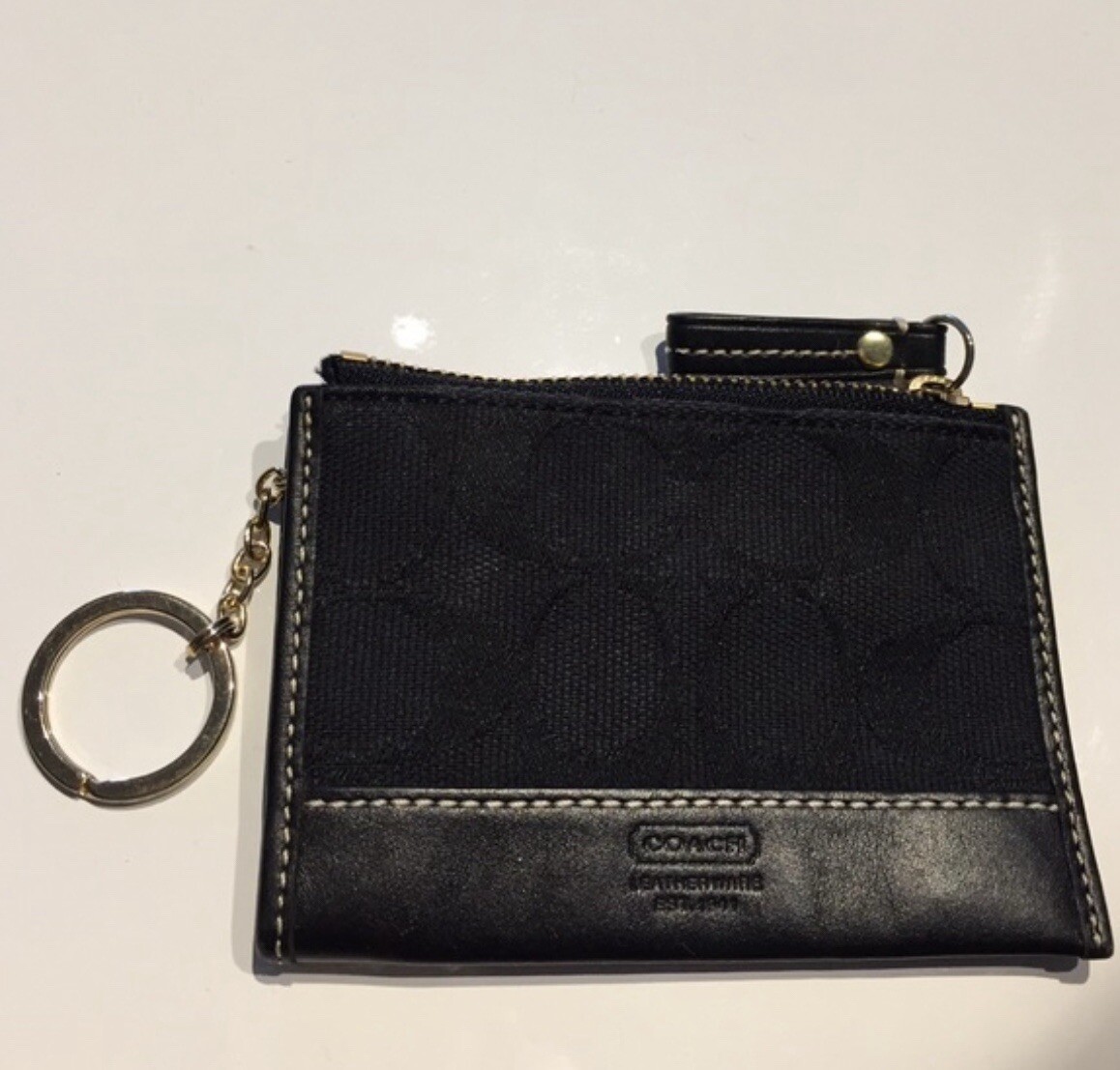 COACH leather card holder with key ring and signature jacquard fabric - excellent used condition  -image