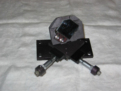 Del-Tron Precision Mirror Positioner with Mirror Micrometers Laser Loc T5