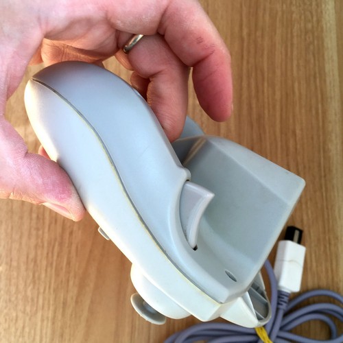 MANETTE OFFICIELLE SEGA DREAMCAST CONTROLLER PAL EURO HKT-7700 NON JAUNIE - N°1 - Picture 5 of 7