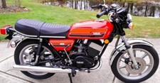 1976 Yamaha Rd400c Complete Decal Decals Set - Red Model 1976 Yamaha Rd400c Complete Decal Decals Set - Red Model