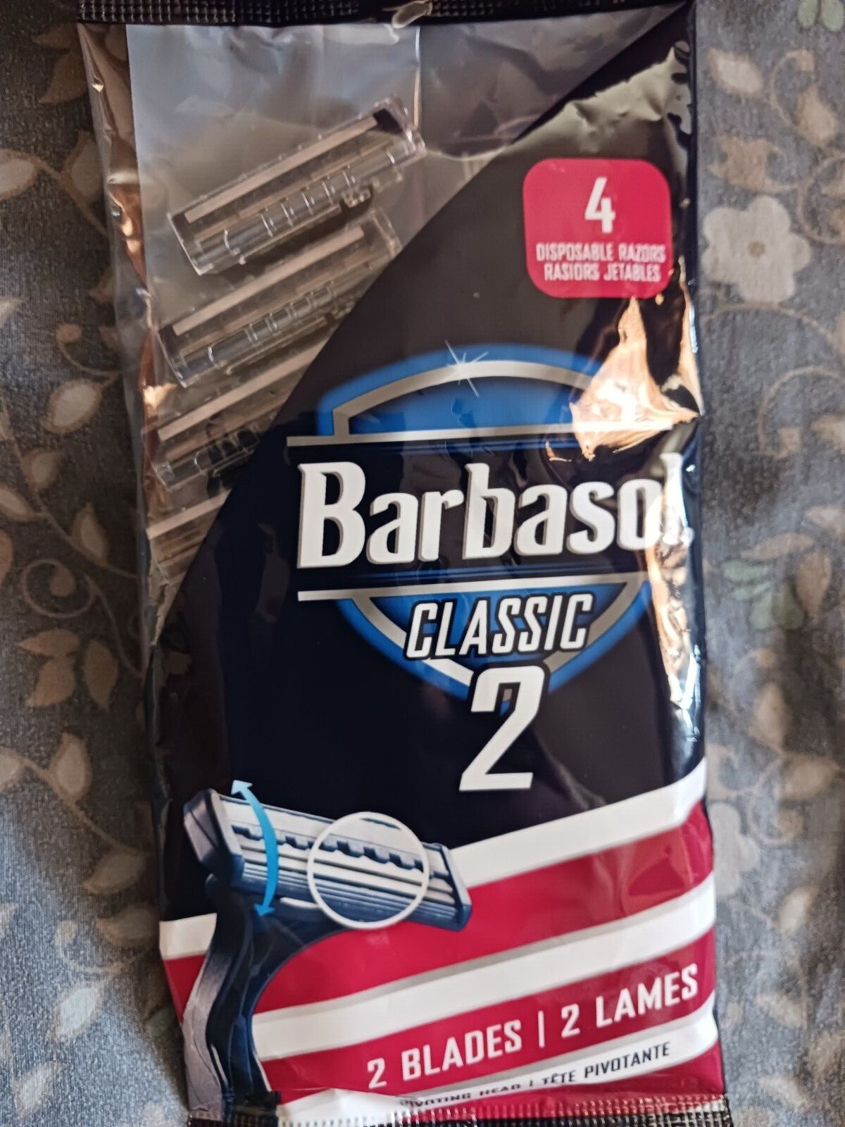 Razors,2 blades disposable razors from Barbasol Classic, color blue,4 ...