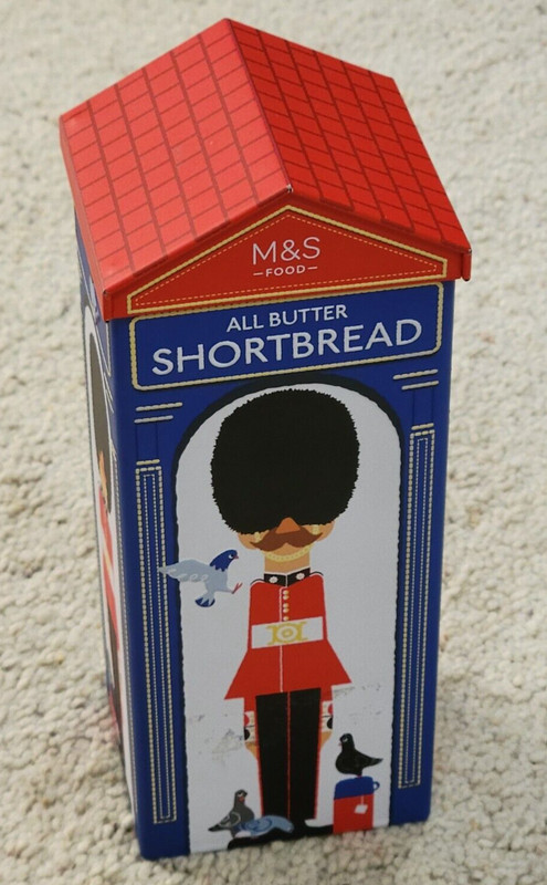 Marks & Spencer M&S Shortbread EMPTY TIN – 4 Side Views of Palace Guards – MINT