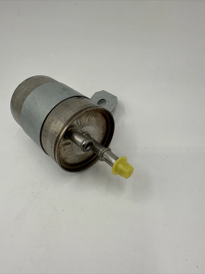 WIX 33335 Fuel Filter For DODGE CHRYSLER SPIRIT PLYMOUTH ACCLAIM 1994-1995, F+S! - Image 4 of 4