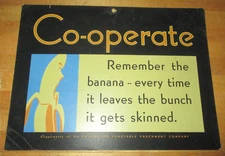 1939 Kalamazoo Vegetable Parchment December Calendar Ad - Vintage