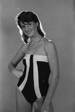 2 old black negatives pretty woman 35mm by professional photographer abx-ed4