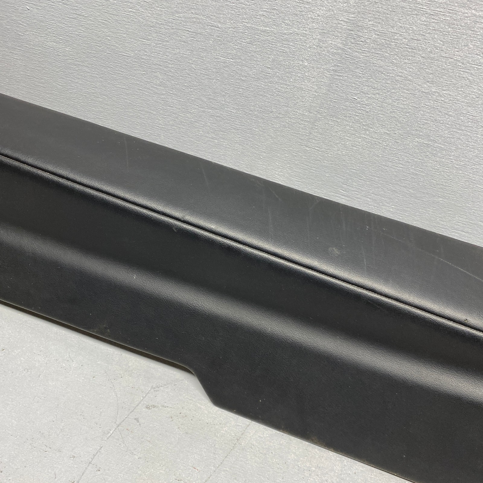 2018 Lamborghini Huracan Left Sill Trim Panel 4T1854903E