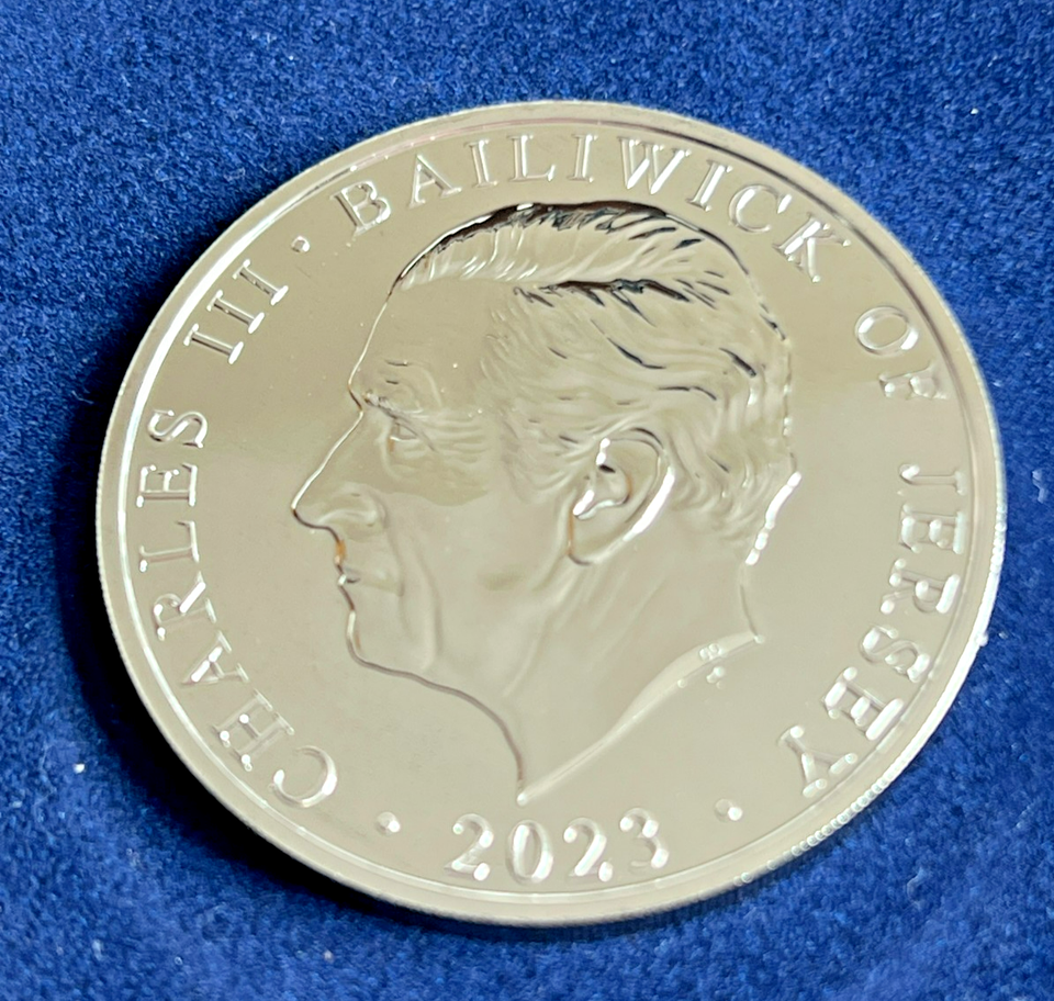 2023 - King Charles III £5 coin - Official Dambusters 80th Anniversary ...
