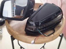 Retroviseur droit (ou coque) Mercedes CLASSE M