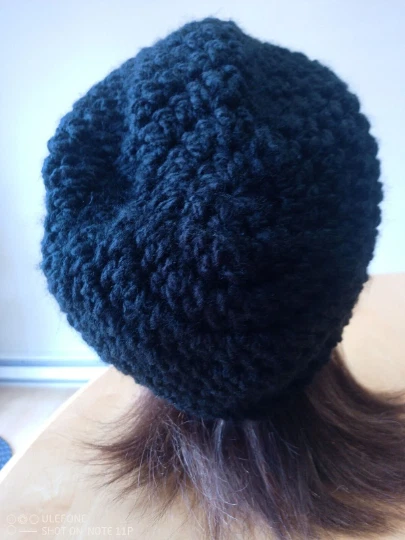 GORRO HOLGADO-Color: NEGRO-Cálido Sombrero de Ganchillo-Tam-Slouch-Invierno-Otoño-Talla: M/L Foto 3 de 4