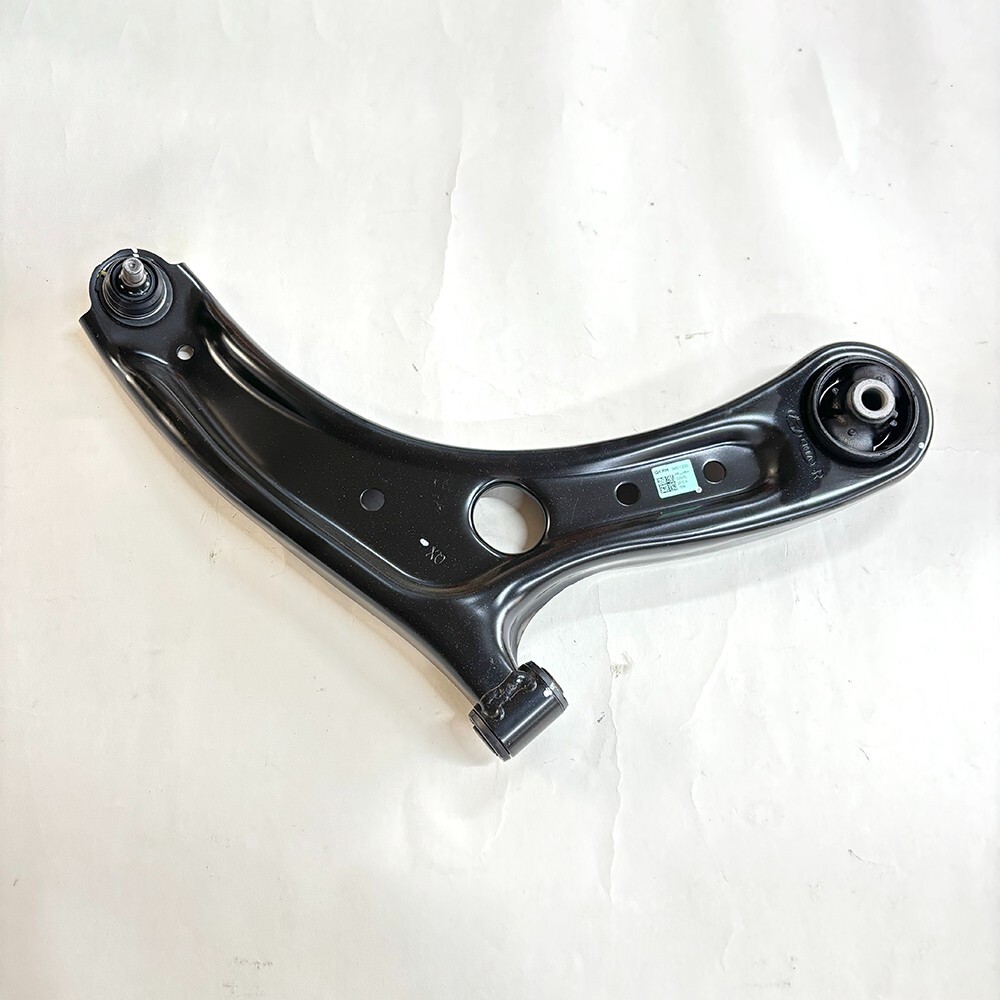 2020-2024 Hyundai Venue Front Lower Control Arm RH 1p | 54501K2000