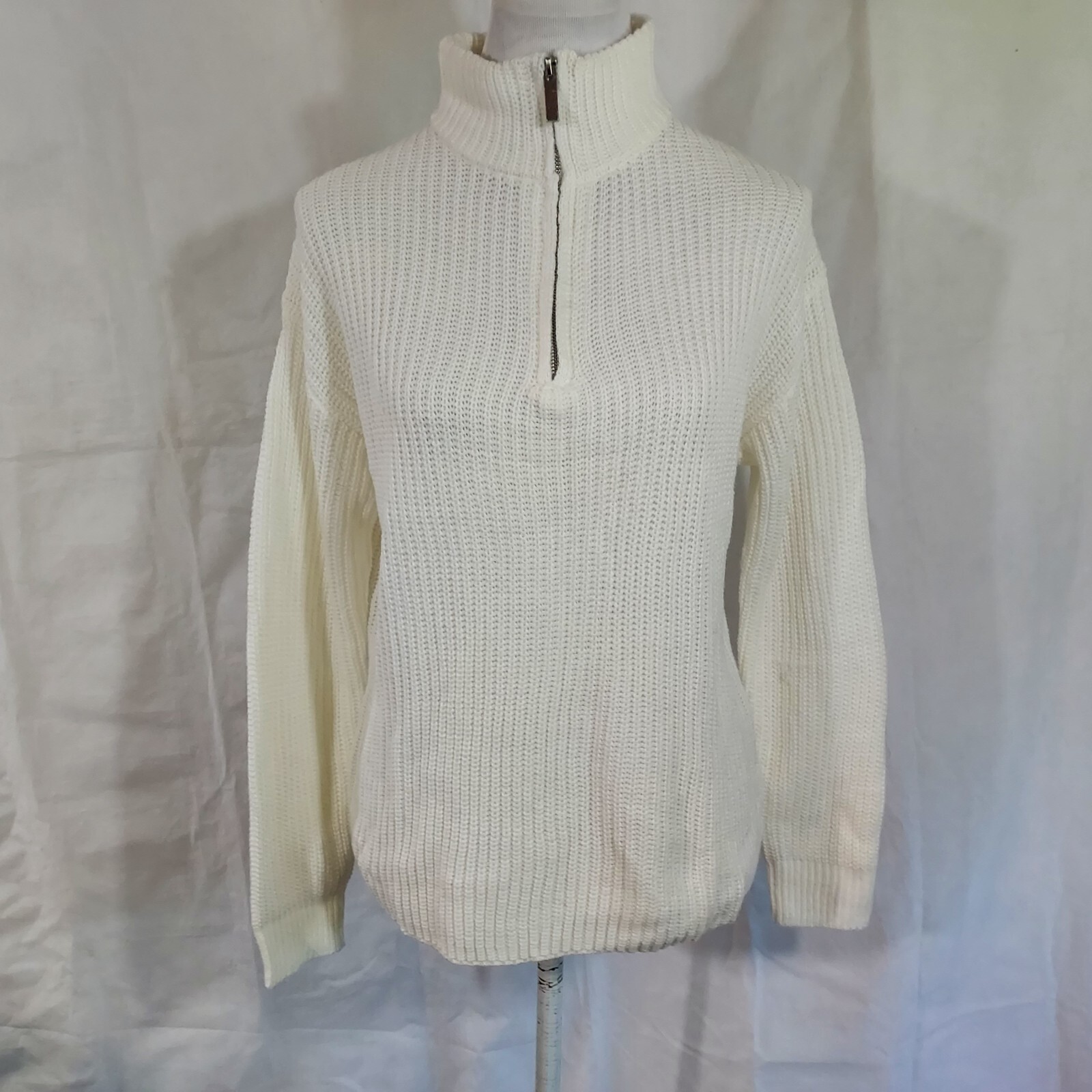 Rue21 Sweater Mock Neck 1/4 Zip Off White Stretch Comfy Size Small NWT