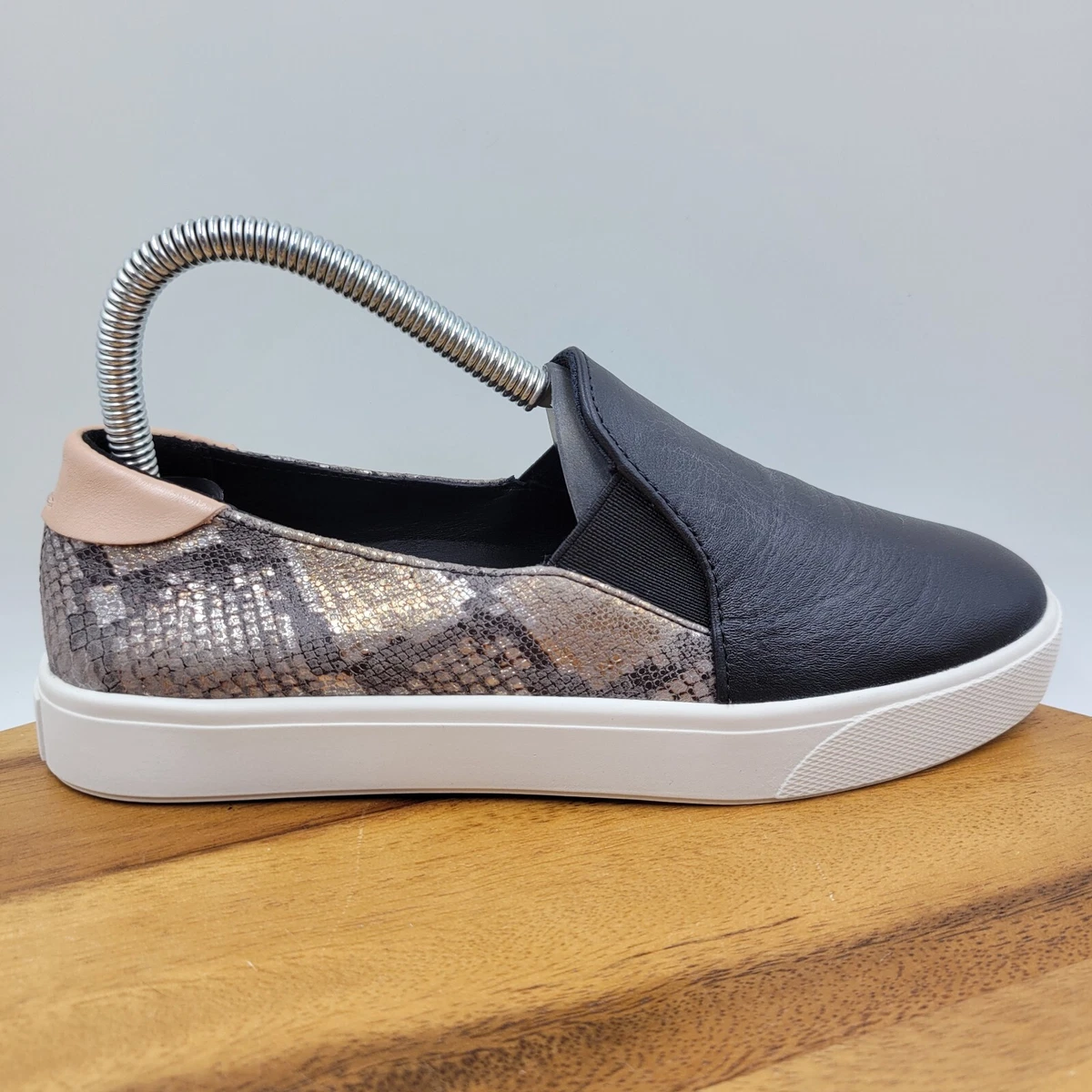 Cole Haan Grandpro Spectator Women s 6 B Black Pink Slip On Low