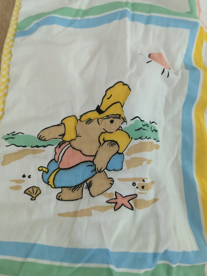 Manta de bebé Paddington Bear edredón amarillo y blanco tema de playa Foto 2 de 4