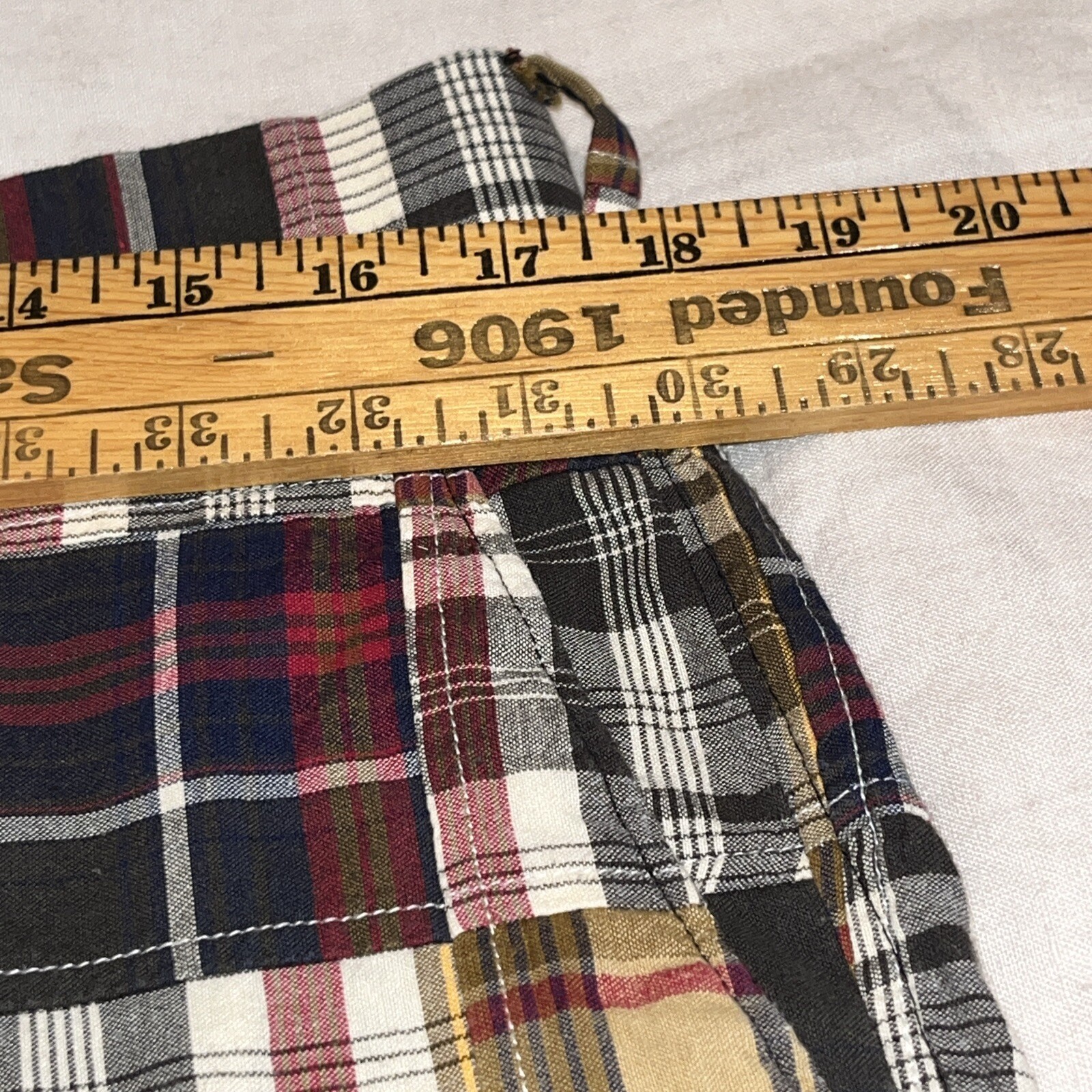 Peter Millar Men’s 35 Madras Patchwork Shorts Cot… - image 6