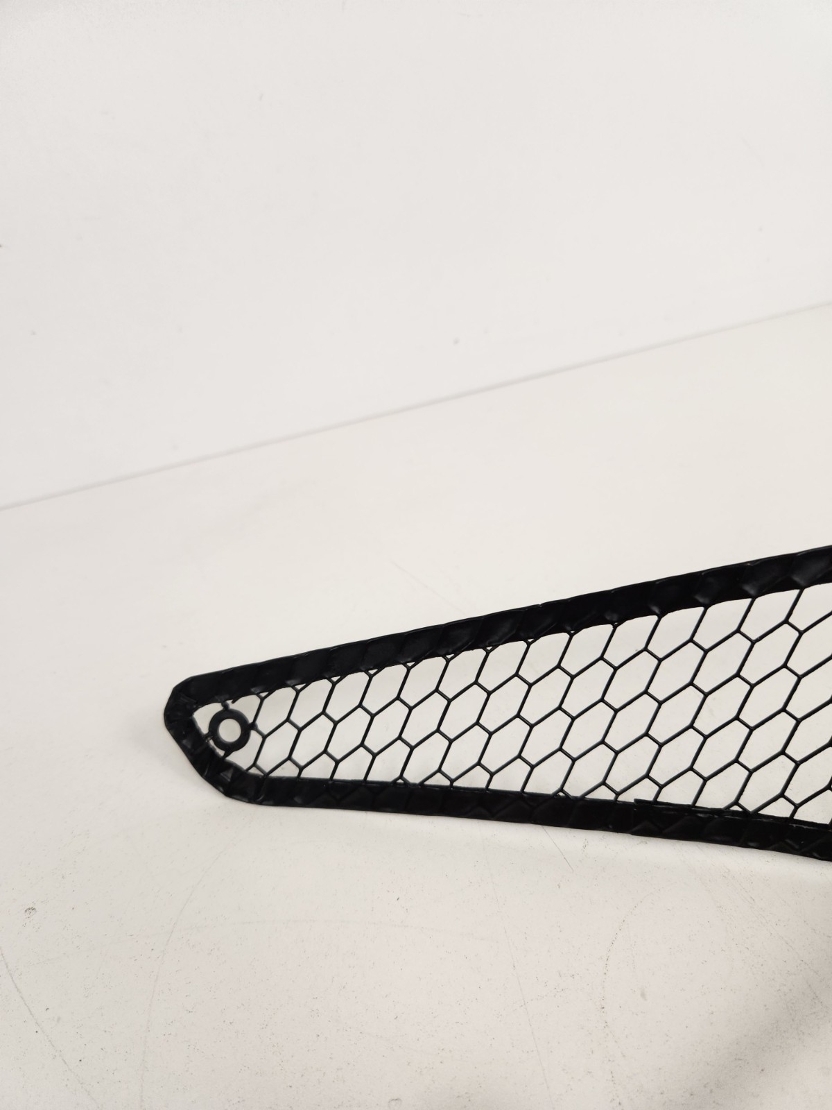 McLaren MP4-12C 2012-2014 Rear Right Air vent P/N 11F0556CP