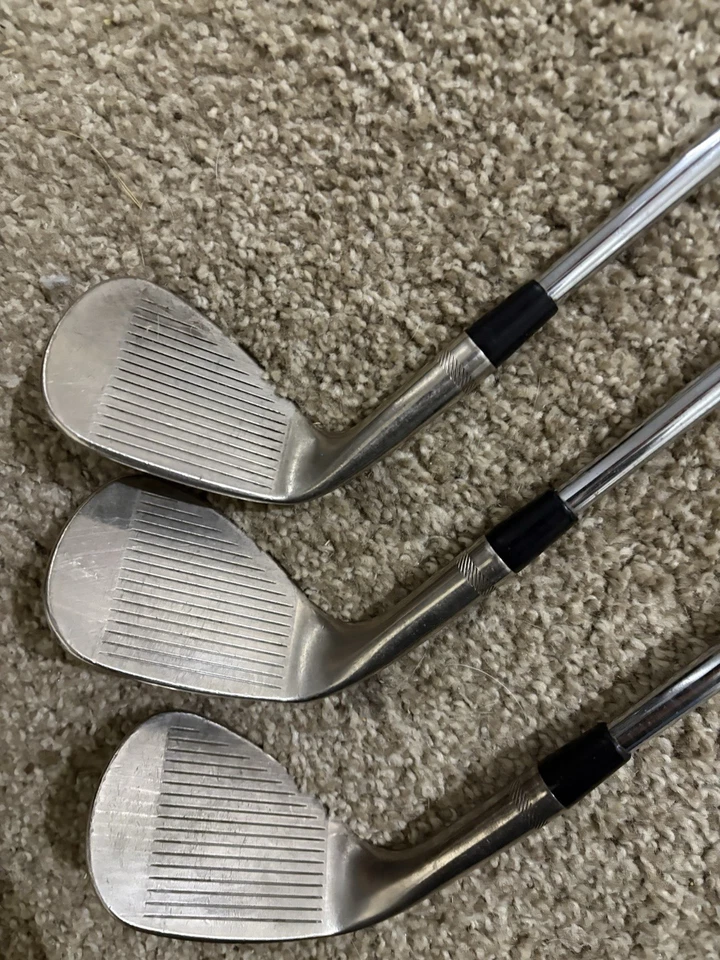 Juego de cuñas Titleist Vokey SM9 48, 54, 62 lofts Foto 2 de 4