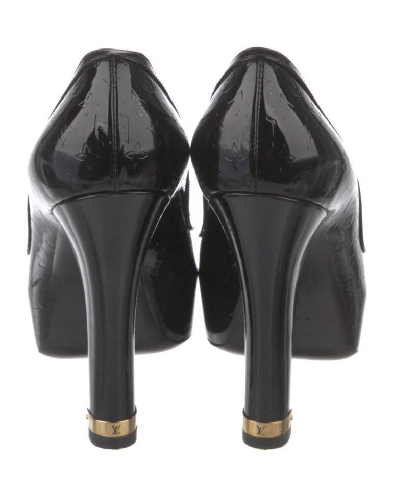 Zapatos de salón Louis Vuitton charol mujer Foto 3 de 4