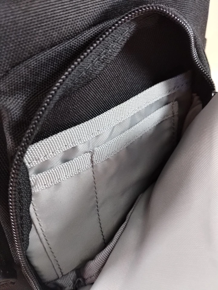 Lowepro SlingShot Camera Bag AW Sling Crossbody Backpack - Image 4 of 4