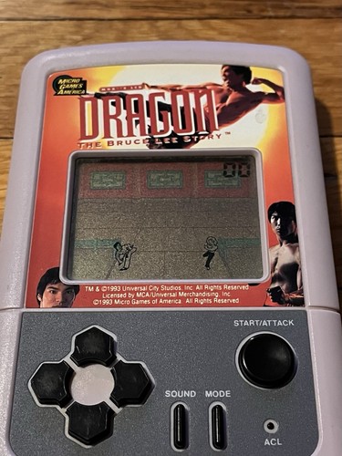 VINTAGE Dragon The Bruce Lee Story Handheld Micro Games Of America 1993 - Picture 2 of 5