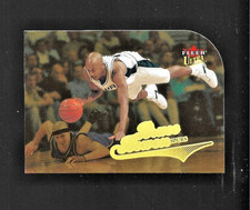 2004-05 Fleer Ultra #101 Bruce Bowen Gold Medallion San Antiono Spurs