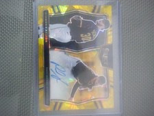 Paul Skenes 2025 Panini Select Auto Gold Cracked ice 4/10