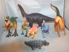 Miscellaneous Large Dinosaurs - Plastic Action Figures Lot of 7