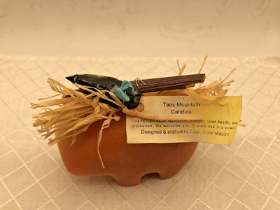 Taos Mountain Fetish Bear Candle   Turquoise & Arrowhead   Handmade NM Folk Art