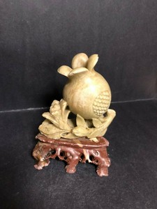 OLD ANTIQUE HAND CARVED CHINESE SOAPSTONE SCULPTURE FLOWER BULB VASE W/ STAND 6"