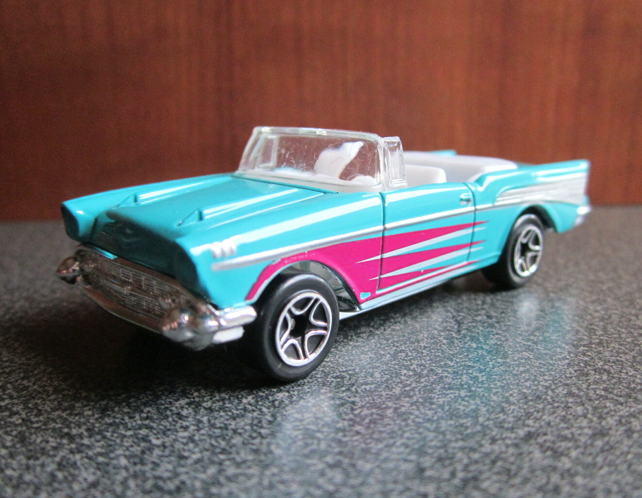 Matchbox 1957 Chevy Convertible, Turquoise, Loose; 1:66