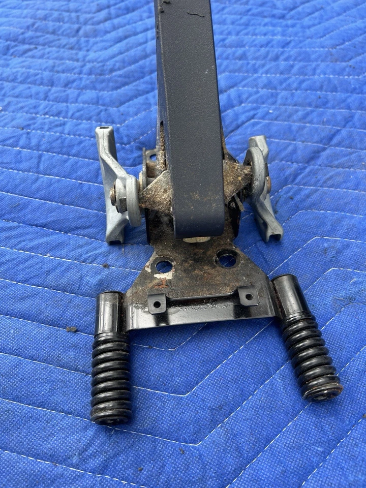 1986-1993 Volvo 240 244 245 Parking Brake Lever E Brake Assembly OEM #3695E - Image 4 of 4