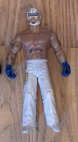 WWE WCW REY MYSTERIO DELUXE AGGRESSION WRESTLING FIGURES BUNDLE X2 - Picture 5 of 6