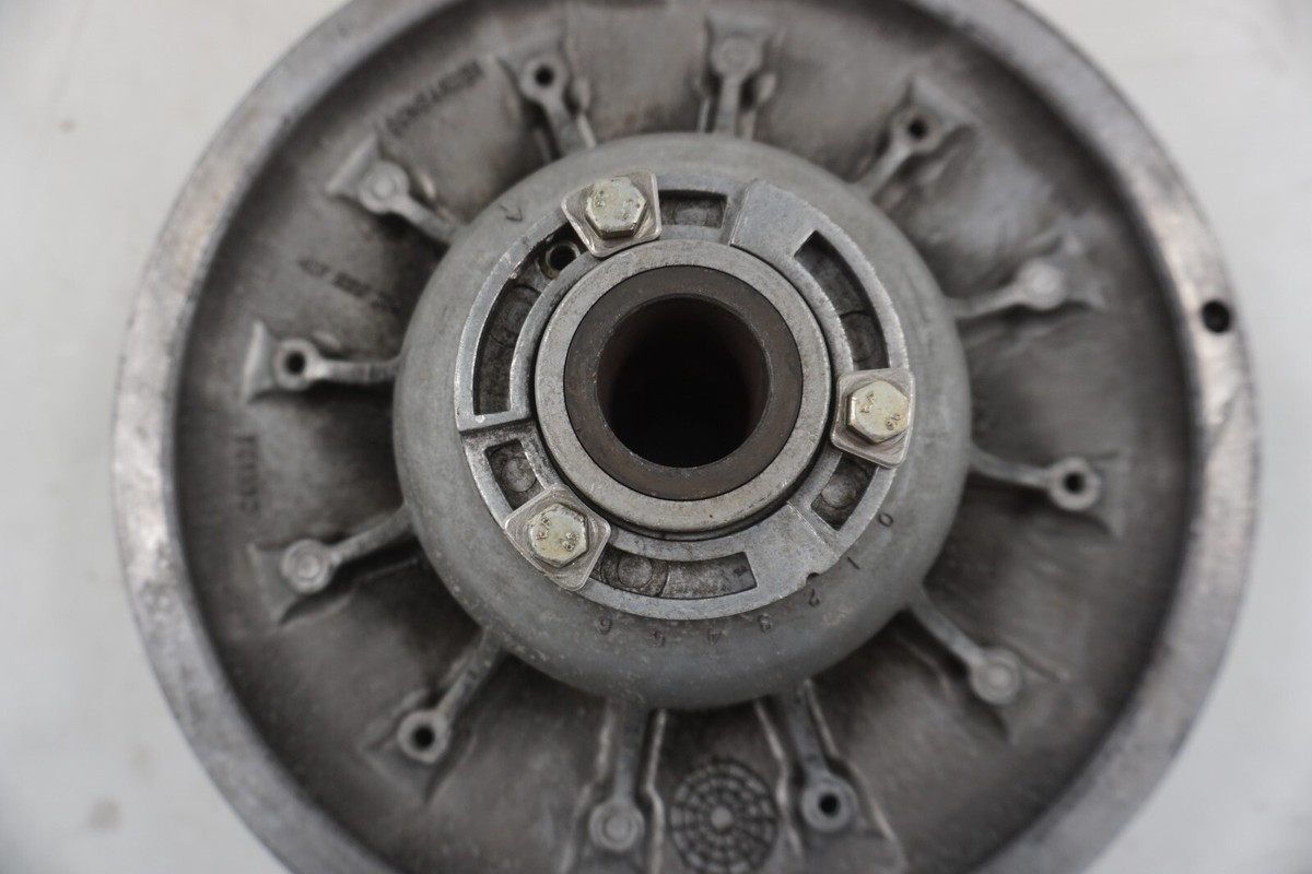 2004-2005 Ski-Doo 600 800 OEM Secondary Driven Clutch MXZ X GSX