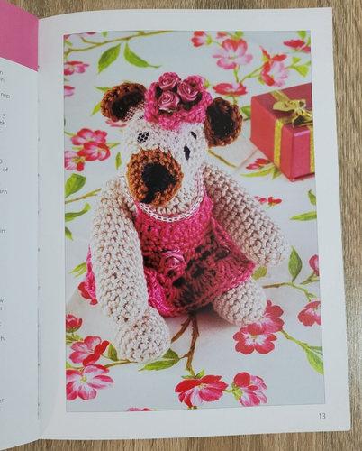 20 Twenty To Make: Crocheted Bears by Val Pierce - Picture 6 of 7
