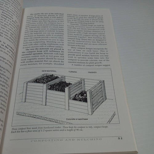 Yates Garden Guide Centennial Edition 1895-1995 & Allan Seale's Book of Annuals - Picture 8 of 23