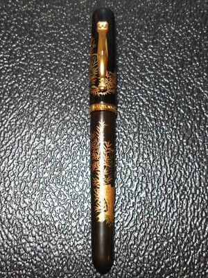 THE DANITRIO MAKI-E COLLECTION 蒔絵万年筆2003 THE DANITRIO MAKI-E COLLECTION 蒔絵万年筆2003 Maki-e, an art for