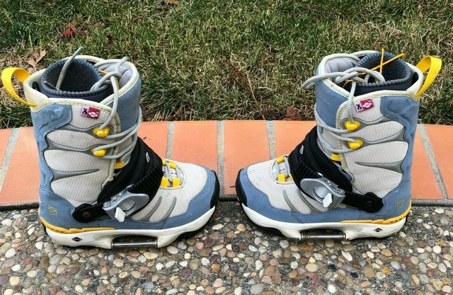 vans step in snowboard boots