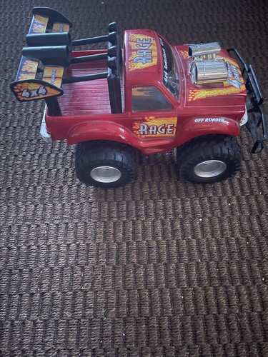 Vintage Radio Shack Rage 4x4 Off Roader RC Monster Truck No Remote Control - Picture 2 of 3