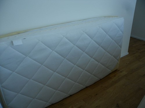 Kaltschaum-Matratze 200 x 100 cm - Bild 1 von 2