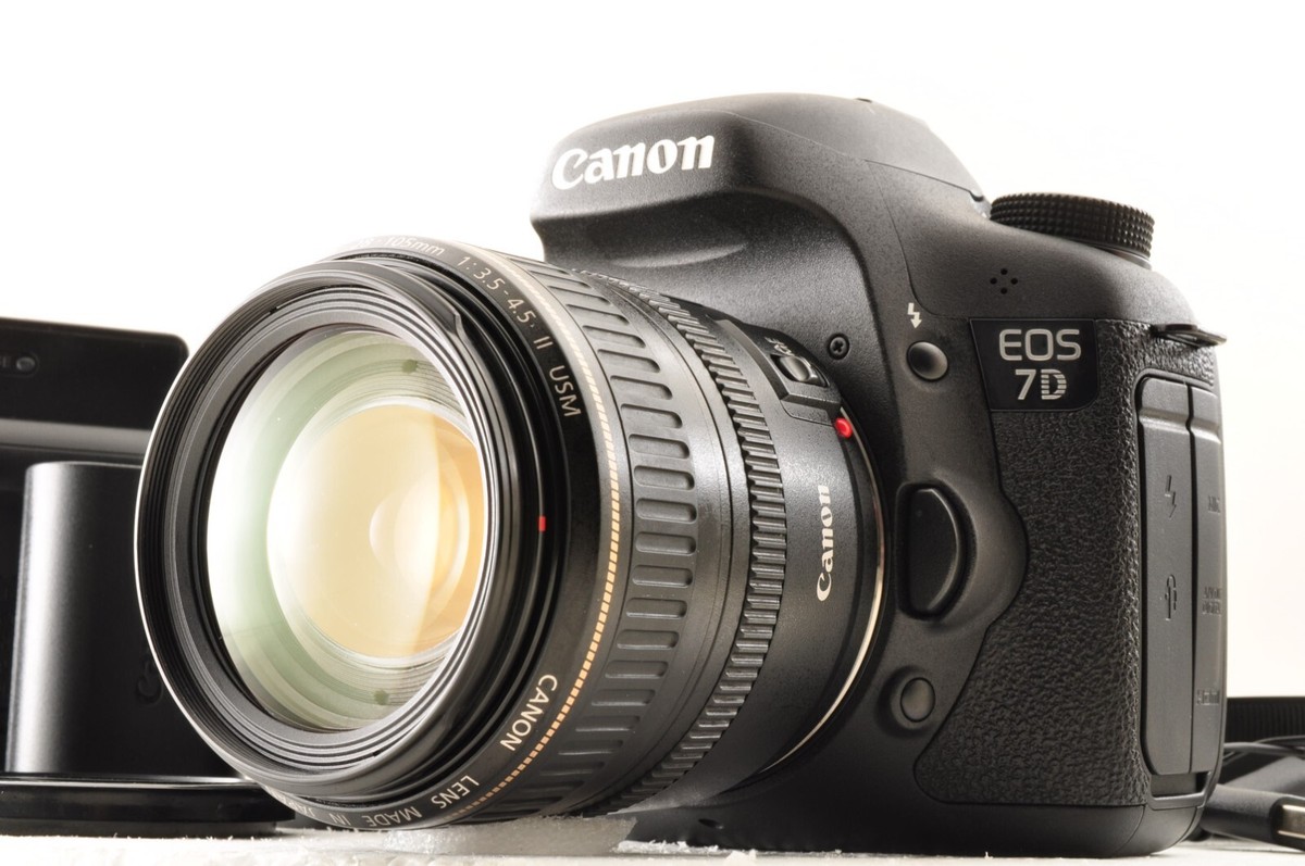 Canon EOS 7D Digital Camera SC1300 w/EF 28-105mm Lens Mint