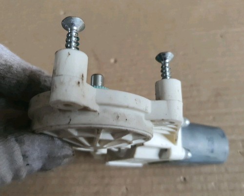 BMW F10/F11 2010-17 FRONT RIGHT DRIVER SIDE WINDOW MOTOR 7248172 - Picture 13 of 24