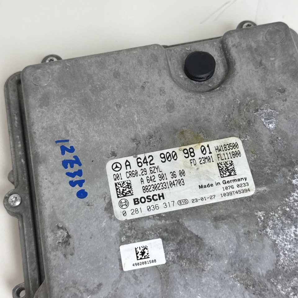 Mercedes-Benz E350 2012 unidad de módulo de control del motor ECU A649009801 OEM Foto 2 de 4