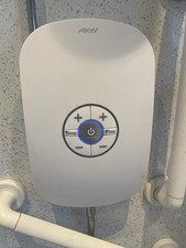 AKW iTherm Electric Thermostatic Shower White