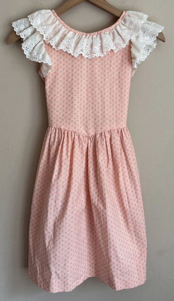 Vestido Cottagecore Vintage Niñas Hecho a Mano Floral Pradera Talla 6 7 8 Volantes Foto 2 de 4